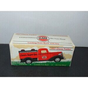 1/25 SCALE 1937 Chevy  Tanker CLARK SUPER GAS Bank & Key Box NOS READ